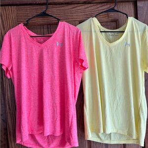 Bundle of 2 Women’s XL Under Armour Tops